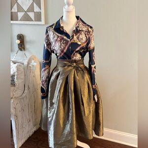 Elegant Gold Women's Skirt